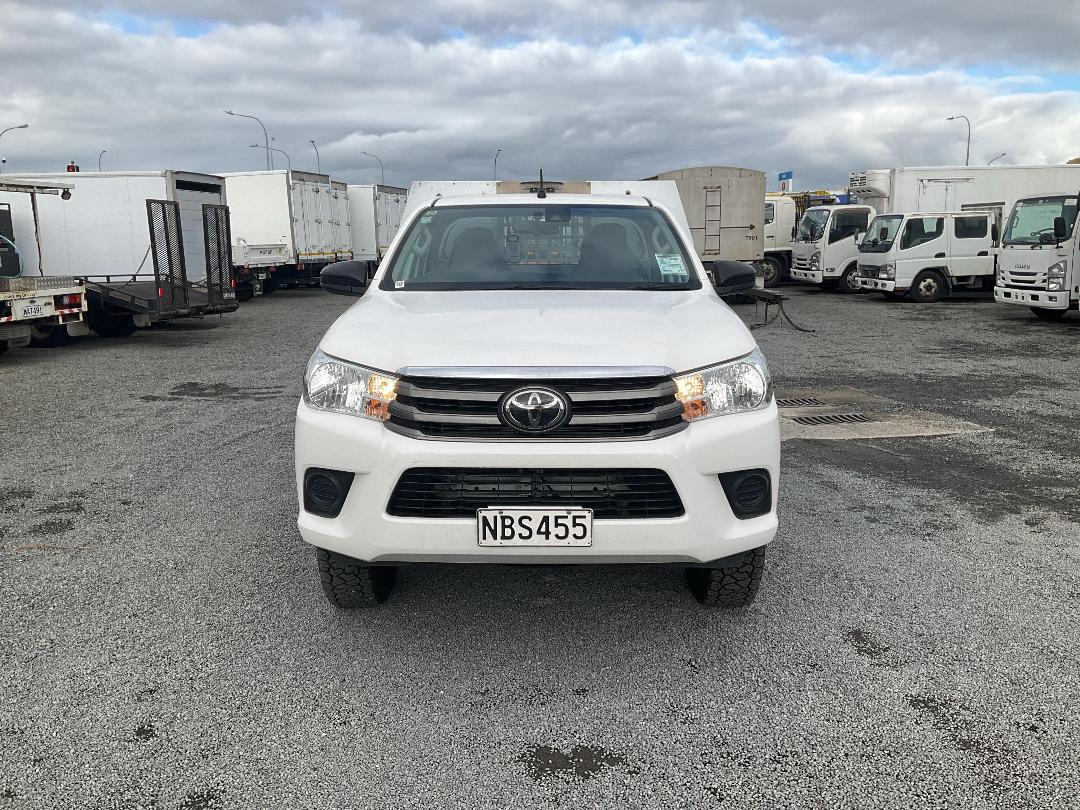 Photo '2' of Toyota Hilux Photo '2' of Toyota Hilux