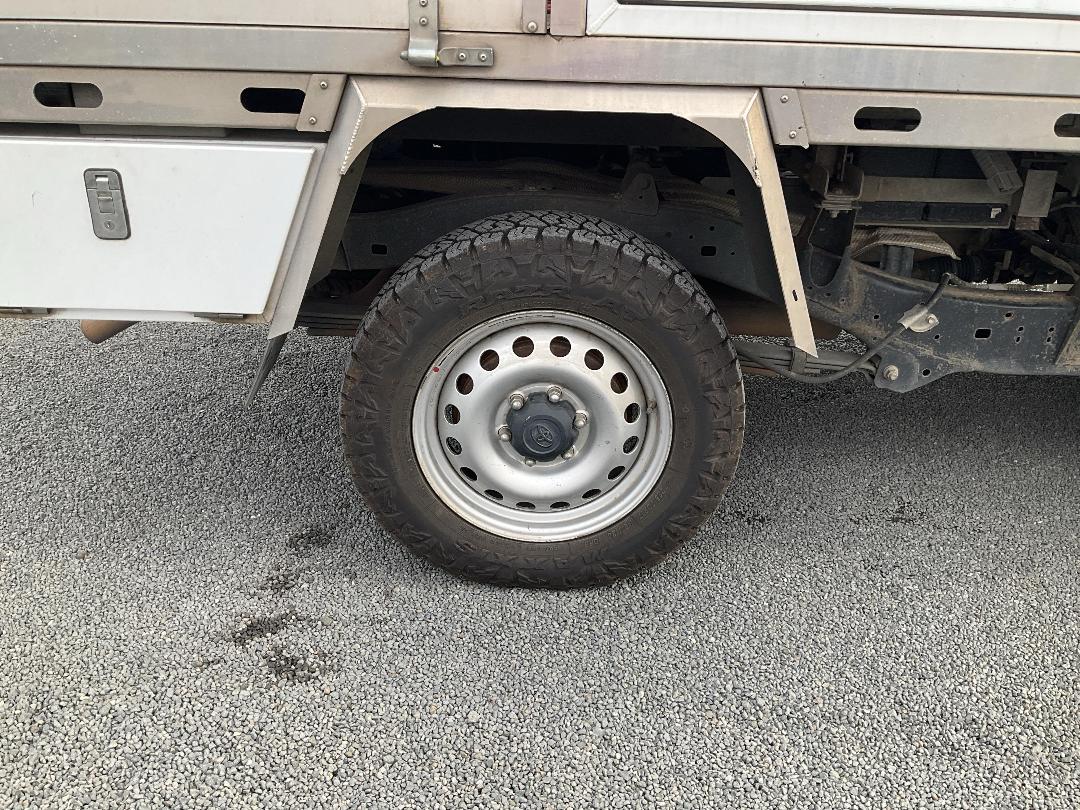 Photo '12' of Toyota Hilux Photo '12' of Toyota Hilux