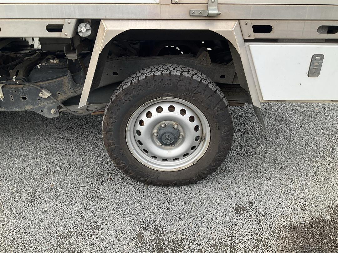 Photo '11' of Toyota Hilux Photo '11' of Toyota Hilux