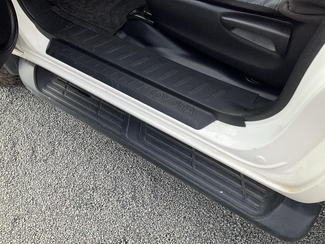 Photo '26' of Toyota Hilux Photo '26' of Toyota Hilux