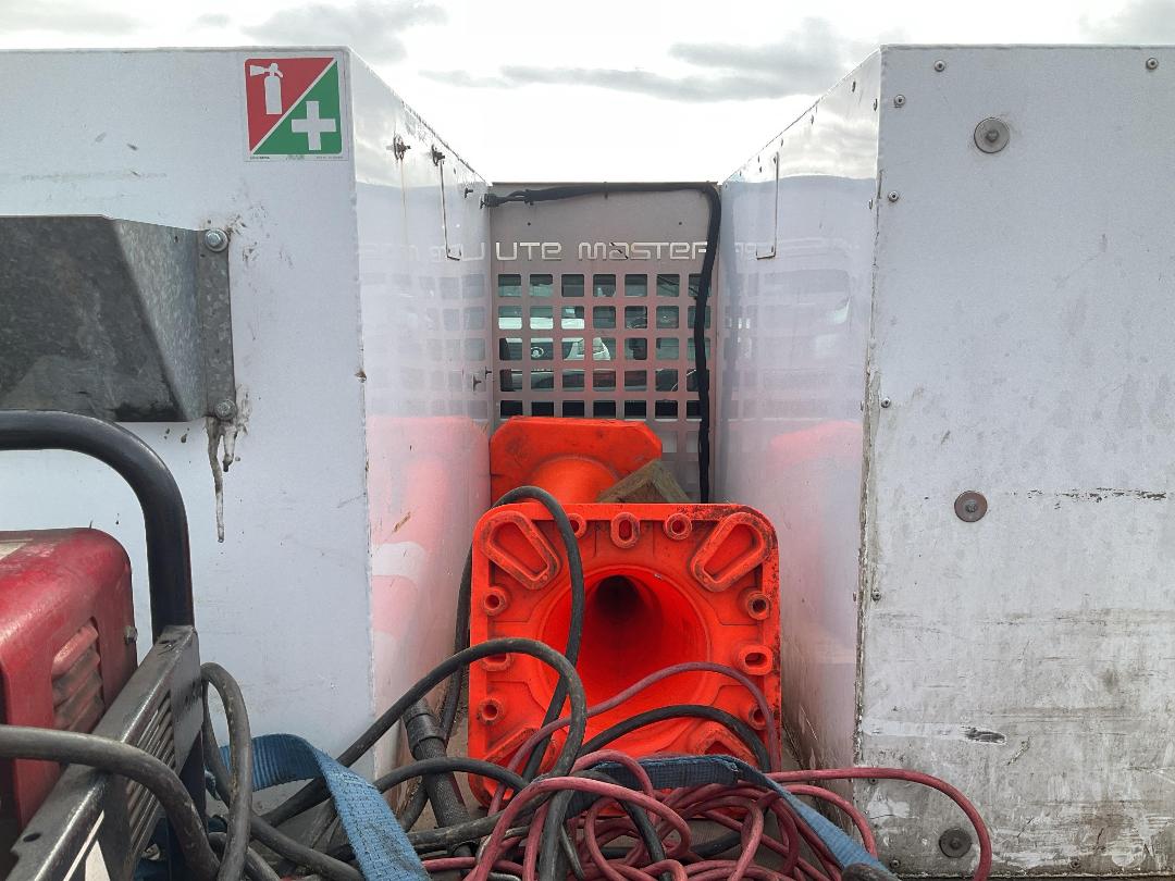 Photo '32' of Toyota Hilux Photo '32' of Toyota Hilux