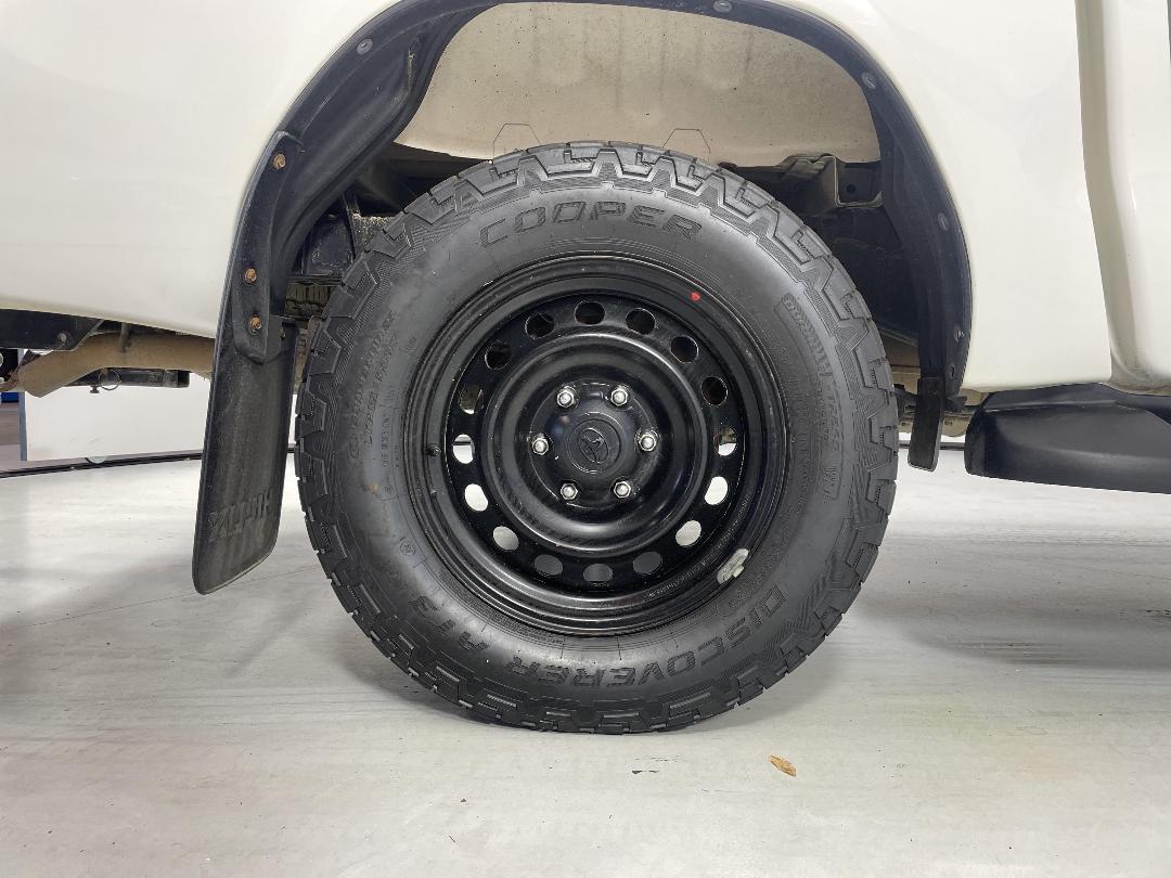 Photo '12' of Toyota Hilux Photo '12' of Toyota Hilux