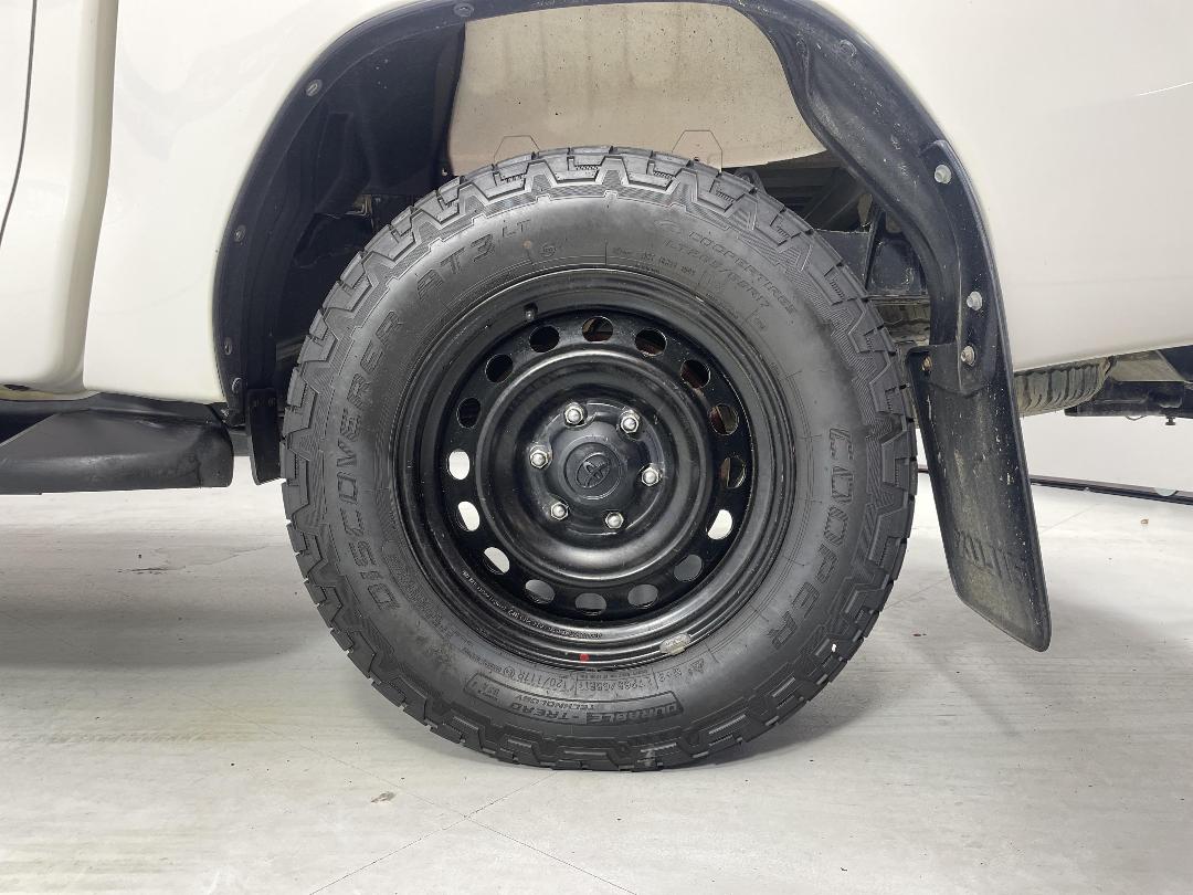 Photo '11' of Toyota Hilux Photo '11' of Toyota Hilux