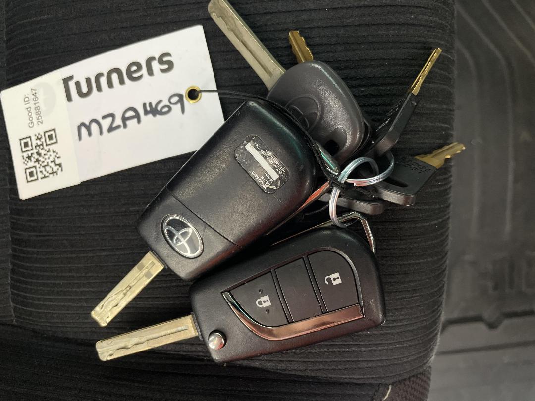 Photo '22' of Toyota Hilux