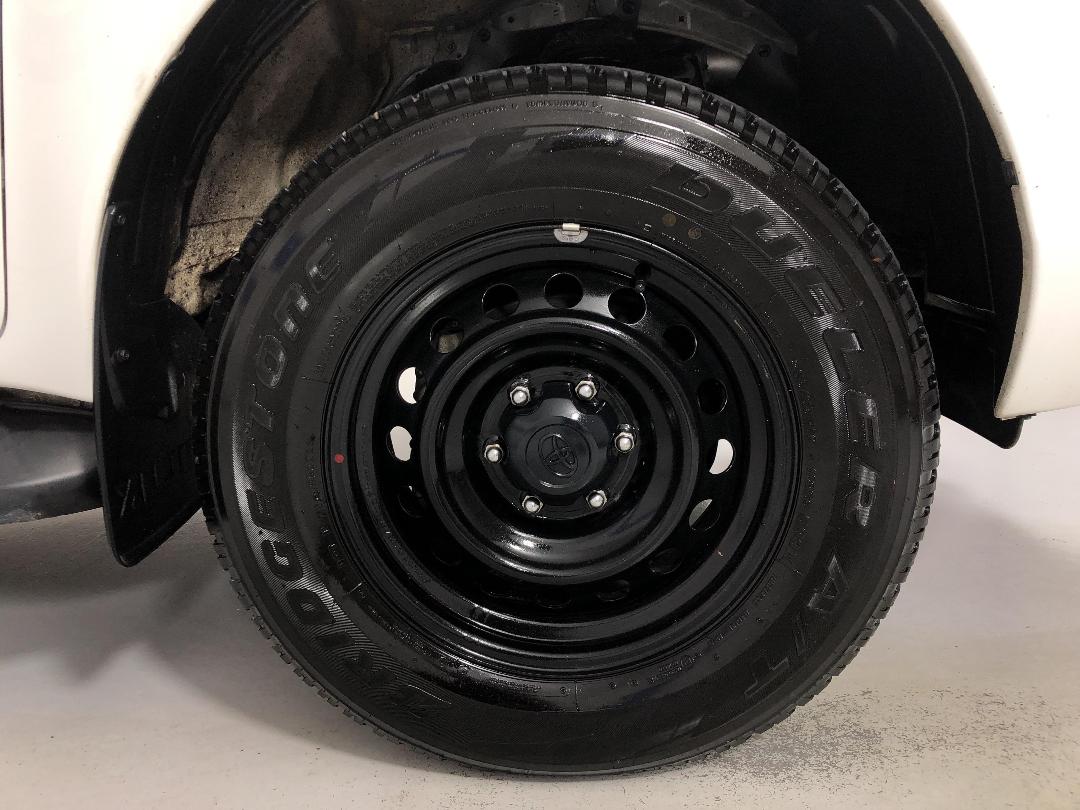 Photo '9' of Toyota Hilux