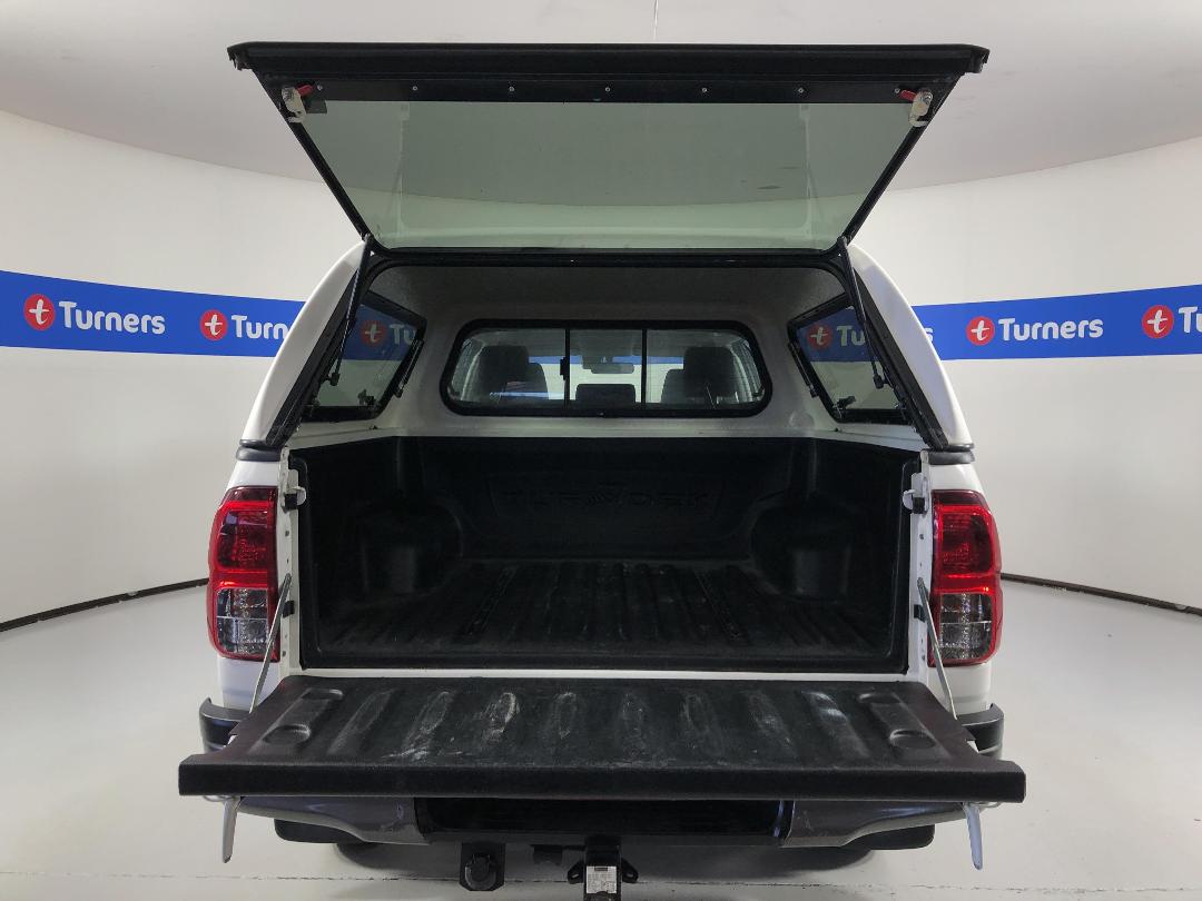 Photo '14' of Toyota Hilux