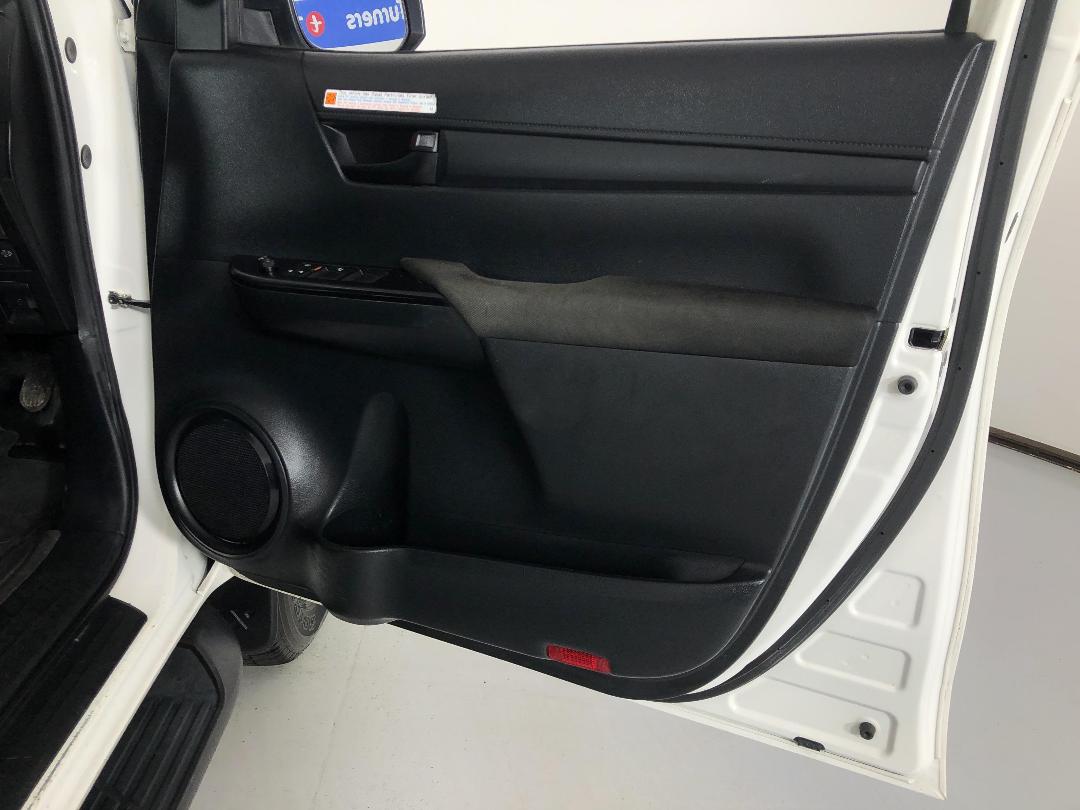 Photo '15' of Toyota Hilux