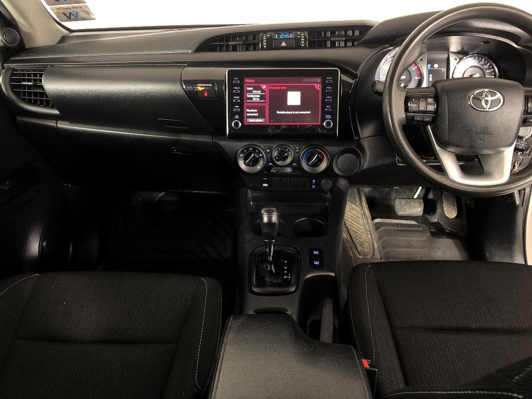 Photo '17' of Toyota Hilux