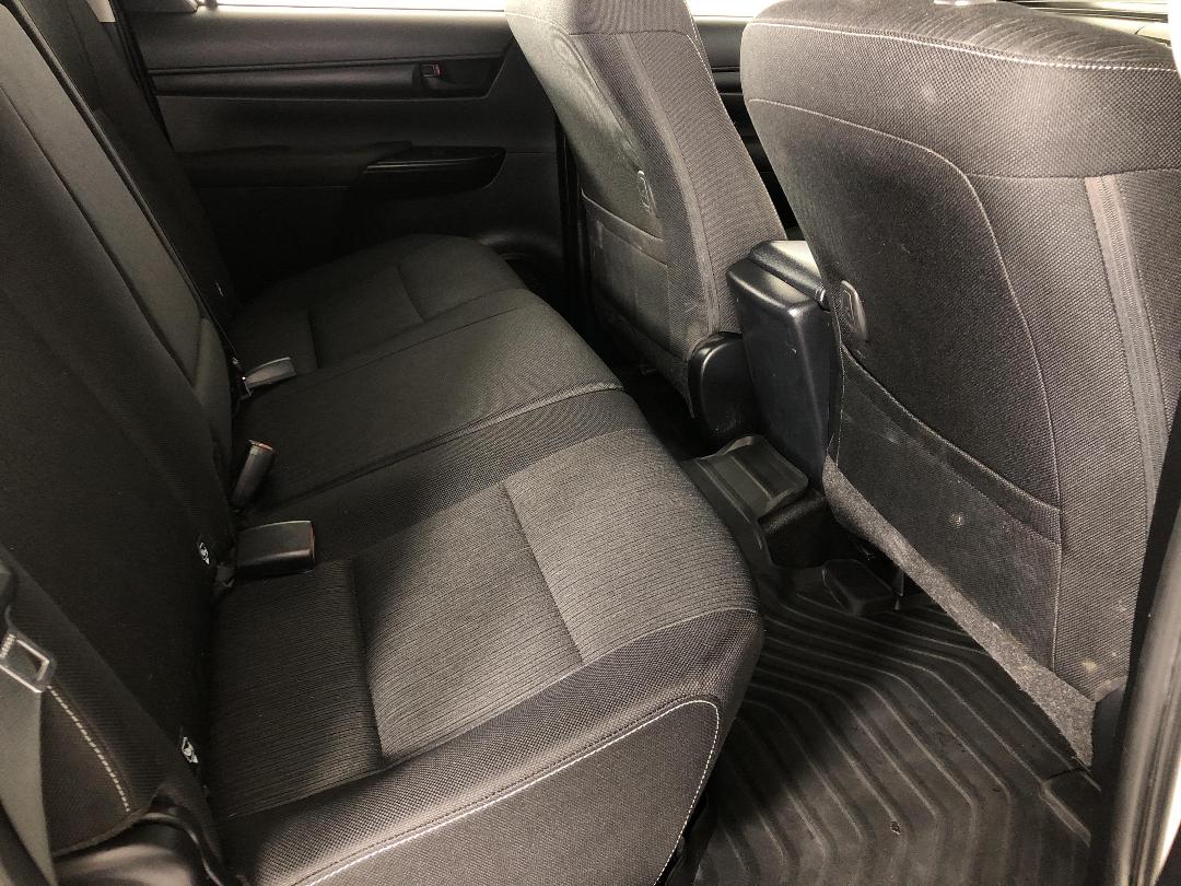 Photo '20' of Toyota Hilux