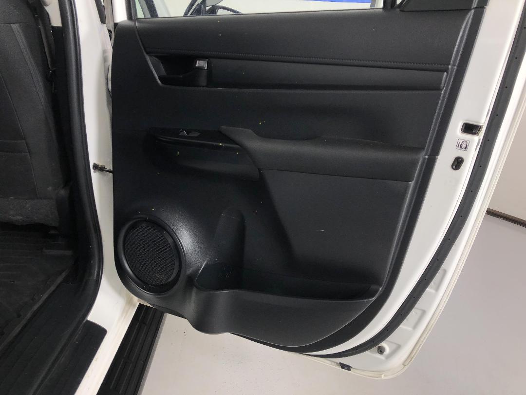 Photo '19' of Toyota Hilux