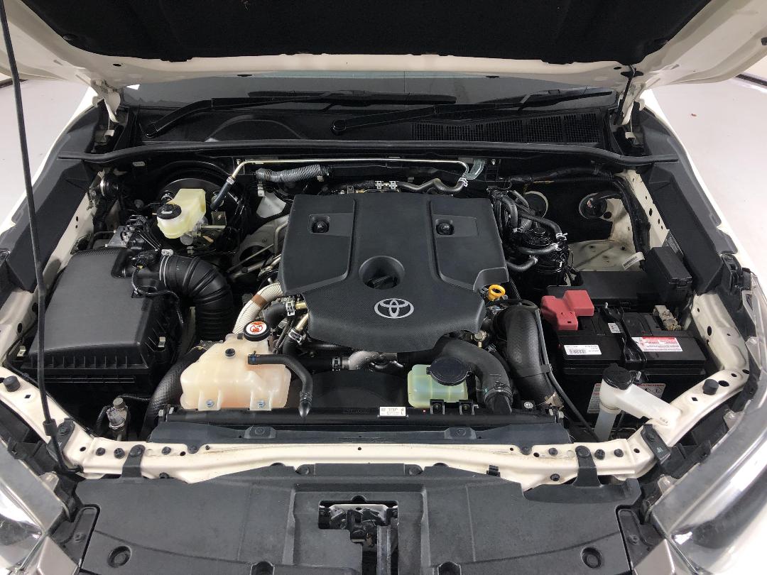 Photo '13' of Toyota Hilux