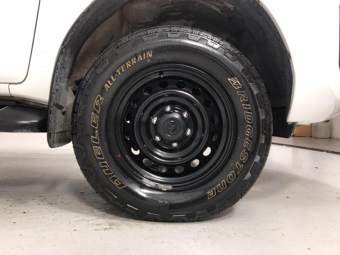 Photo '9' of Toyota Hilux