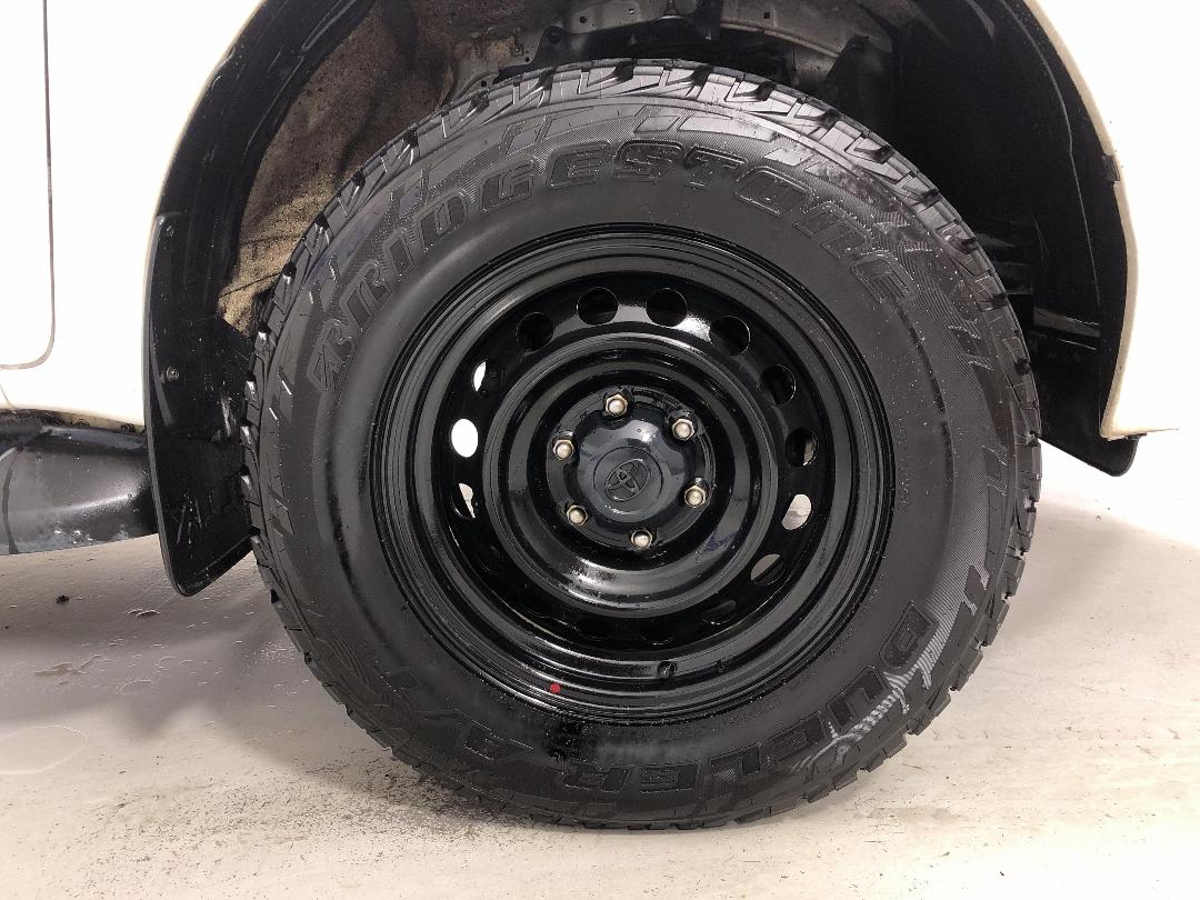 Photo '9' of Toyota Hilux