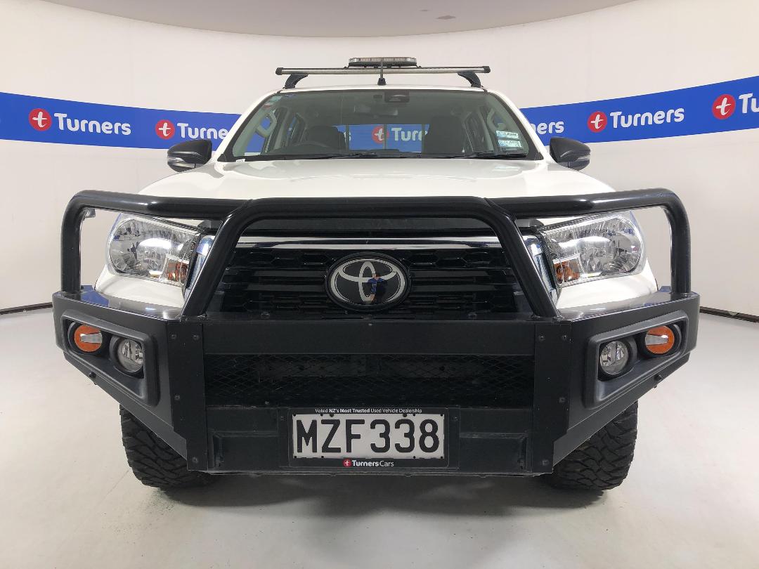 Photo '2' of Toyota Hilux