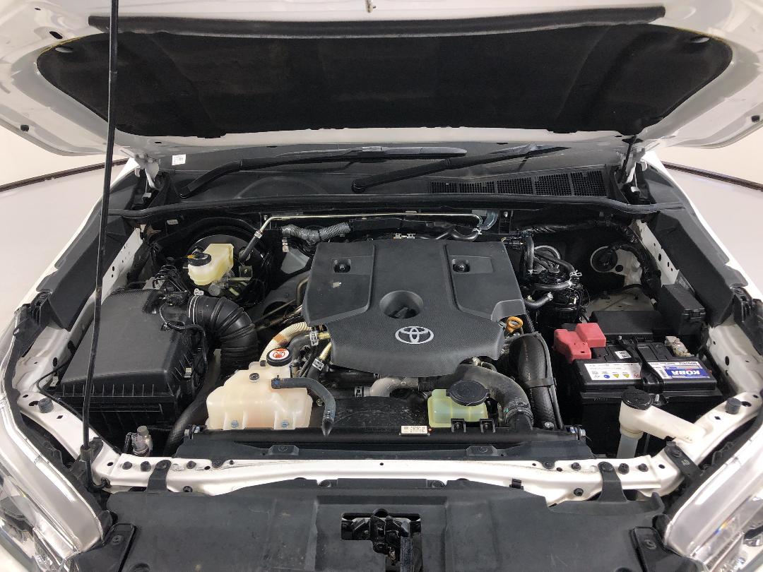 Photo '13' of Toyota Hilux