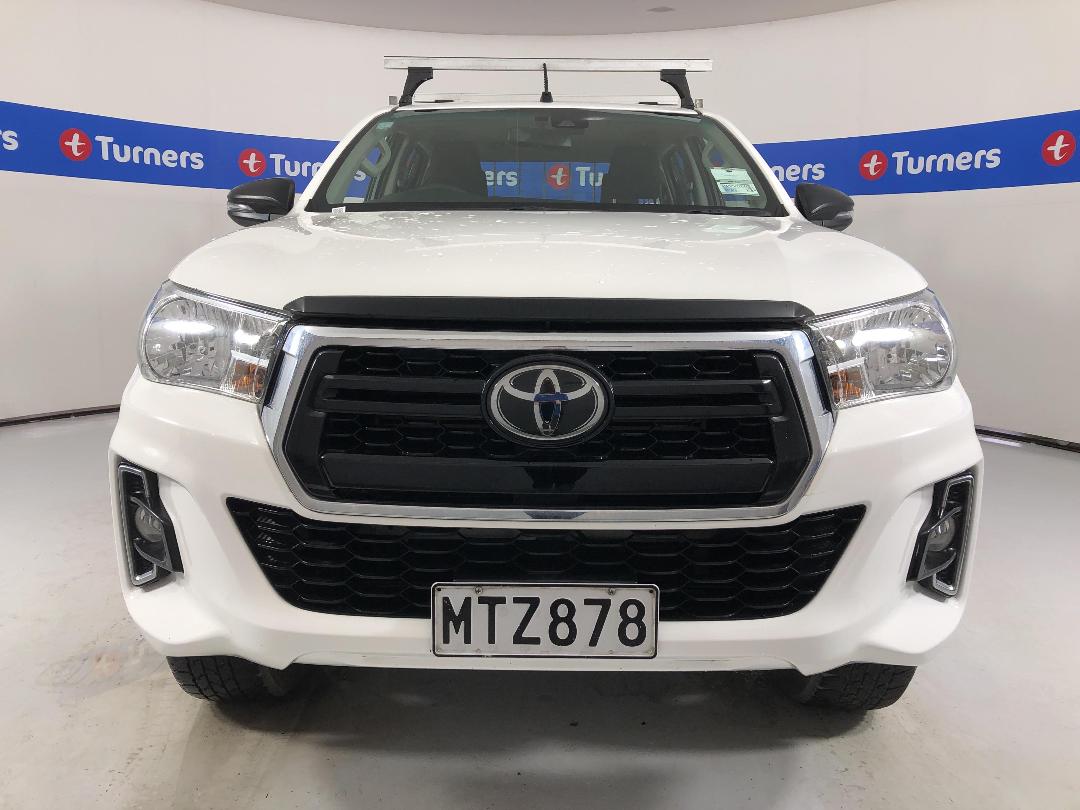 Photo '2' of Toyota Hilux