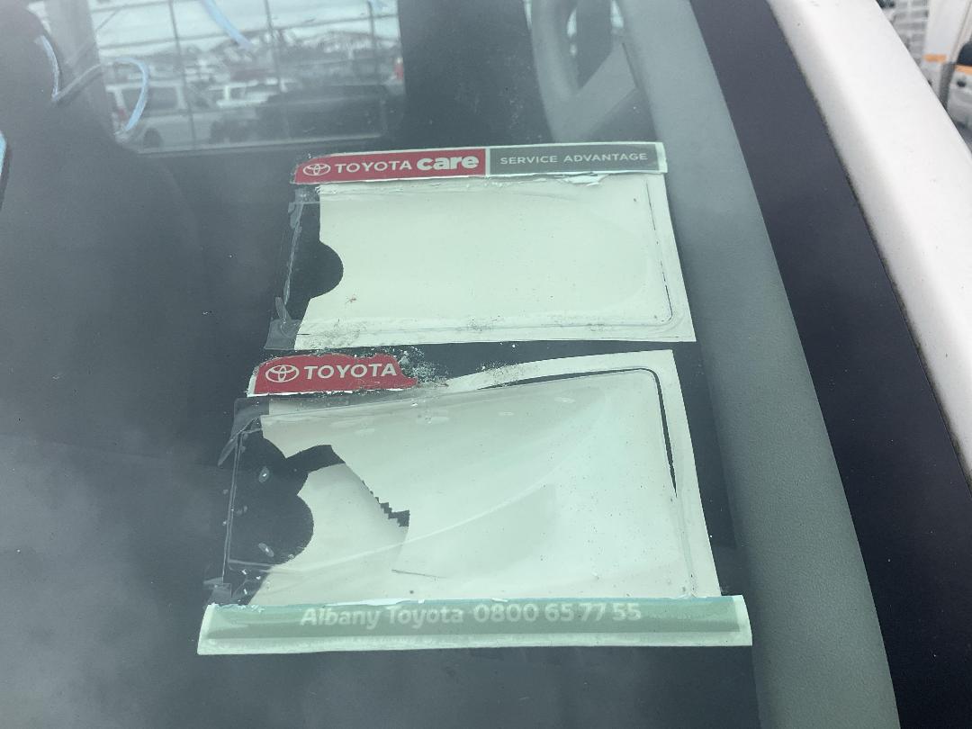 Photo '19' of Toyota Hilux SR TD SC/CC