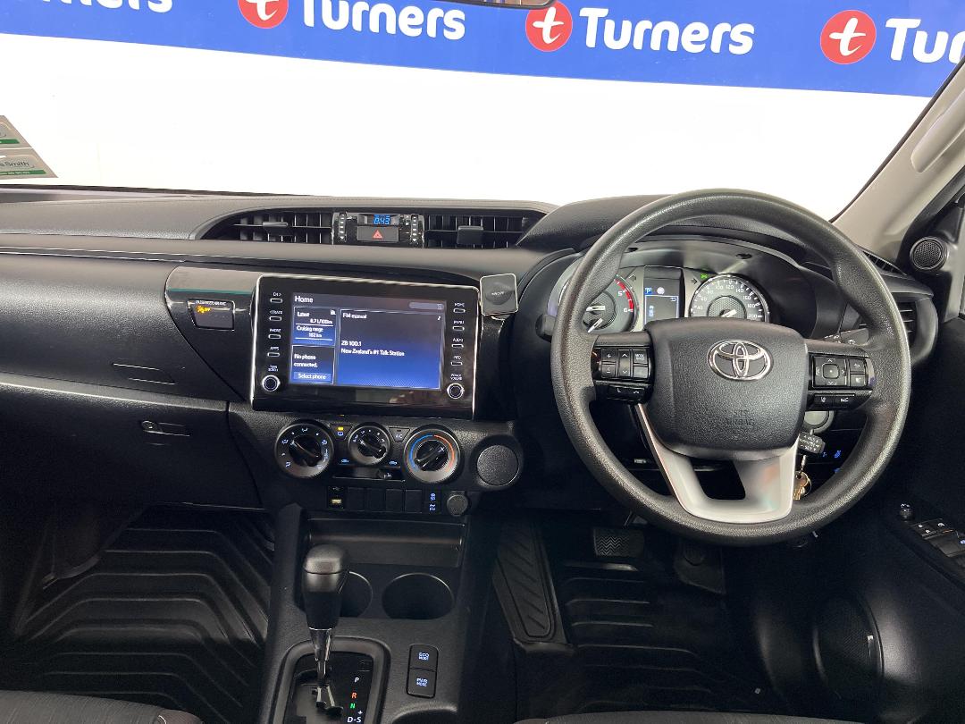 Photo '17' of Toyota Hilux Photo '17' of Toyota Hilux