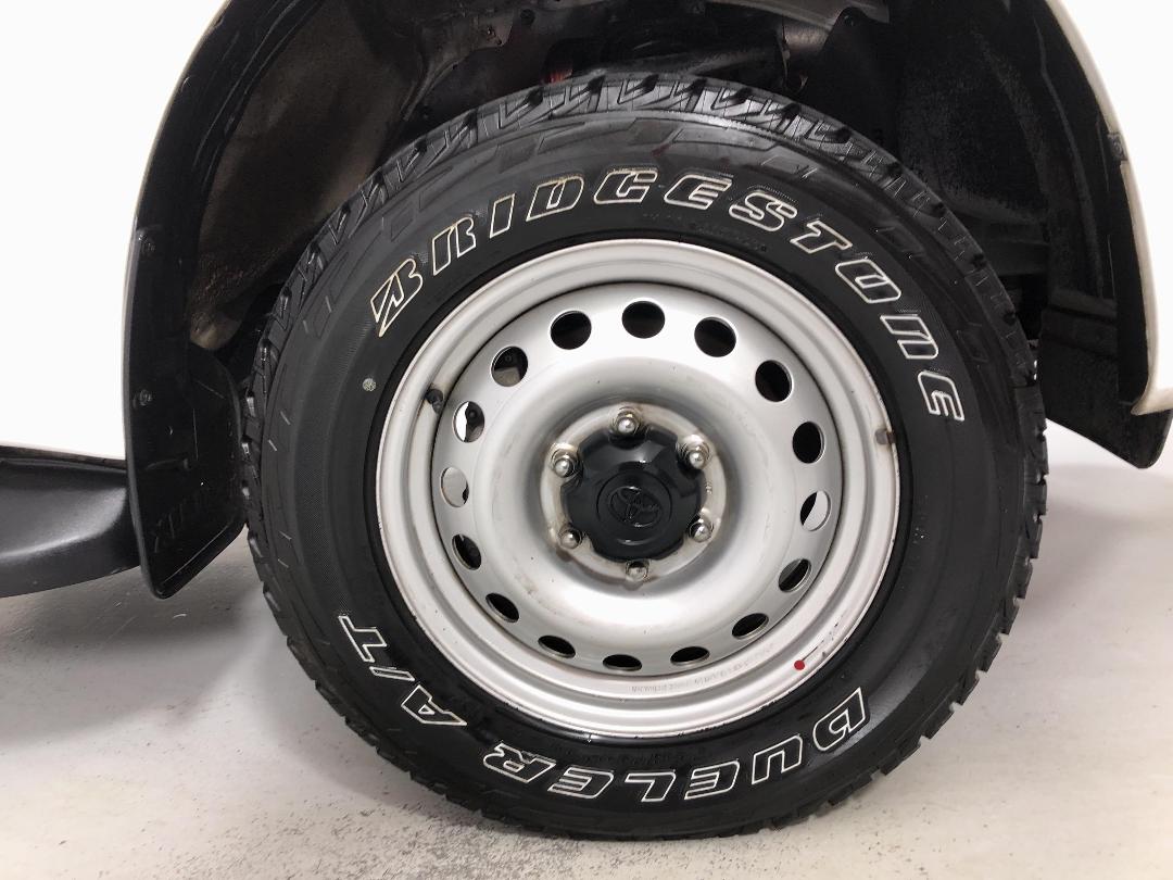 Photo '9' of Toyota Hilux