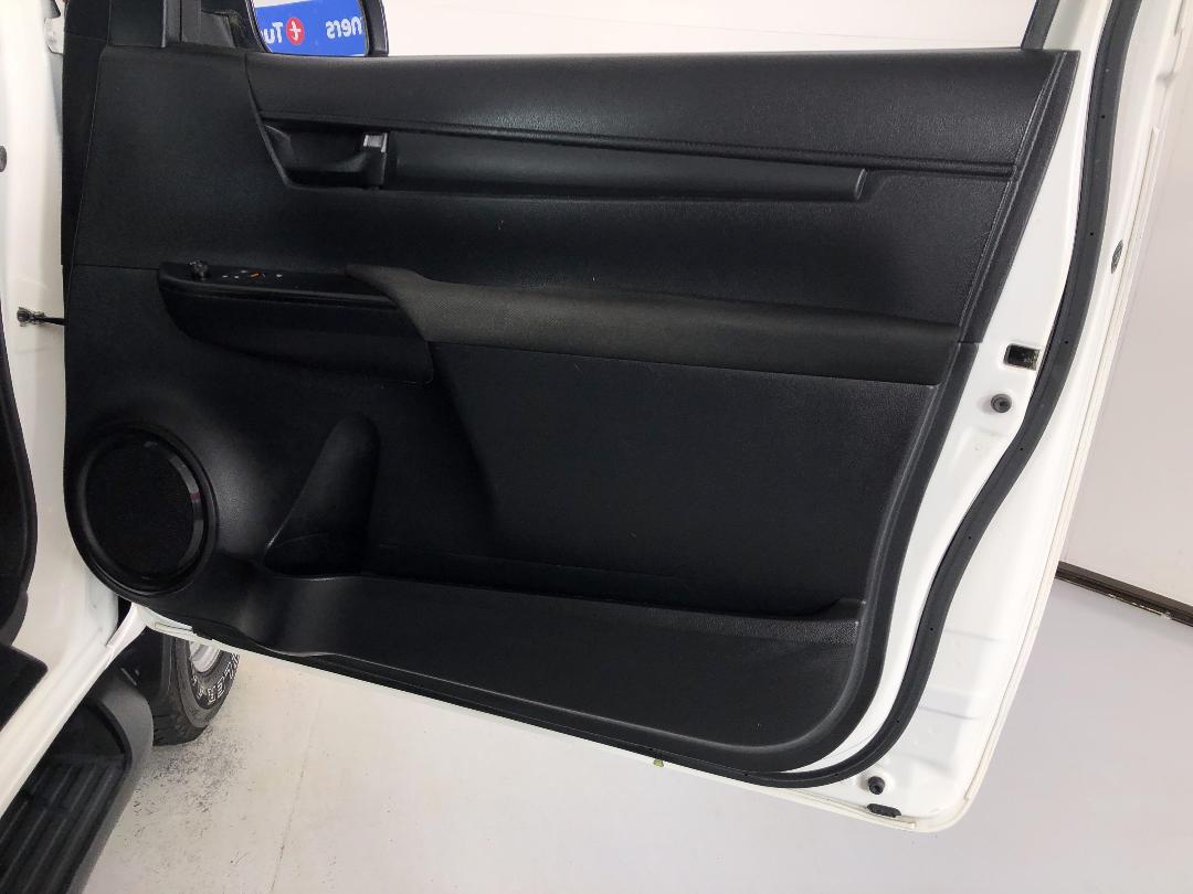 Photo '15' of Toyota Hilux