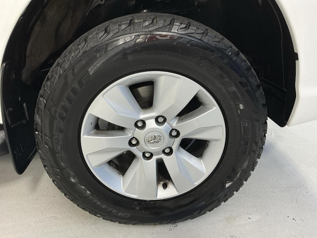 Photo '9' of Toyota Hilux Photo '9' of Toyota Hilux