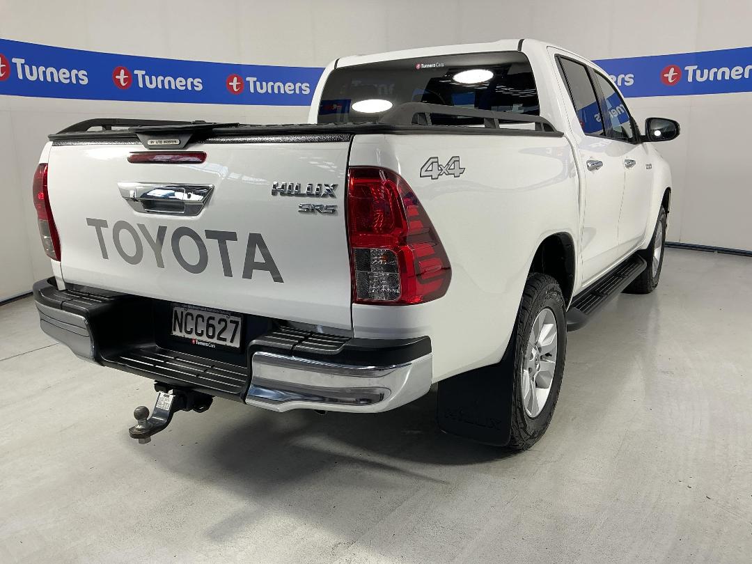 Photo '7' of Toyota Hilux Photo '7' of Toyota Hilux