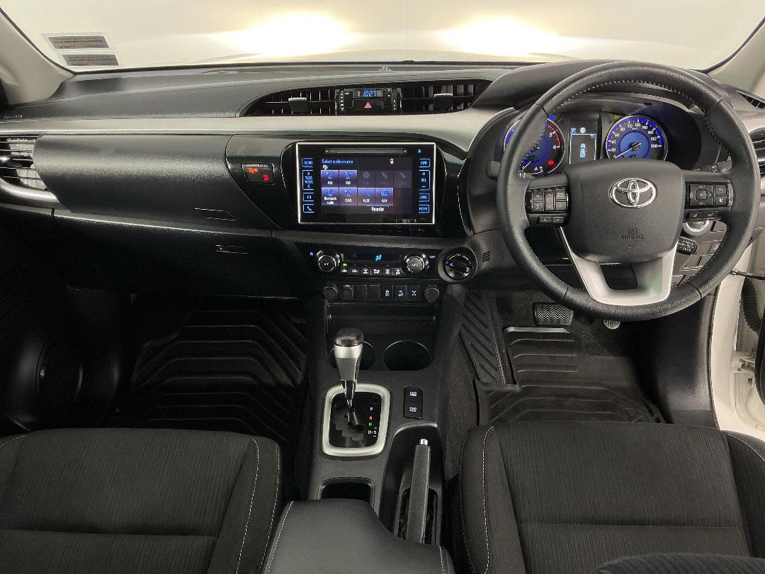 Photo '17' of Toyota Hilux Photo '17' of Toyota Hilux