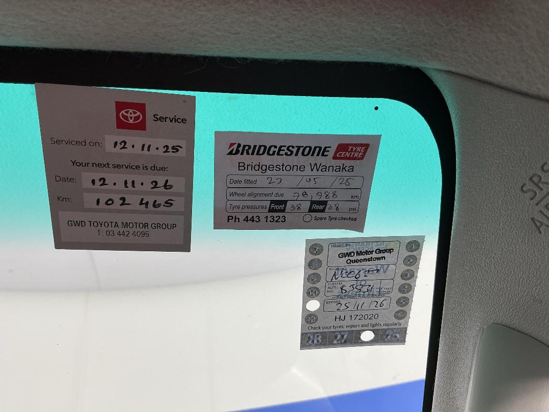 Photo '27' of Toyota Hilux Photo '27' of Toyota Hilux