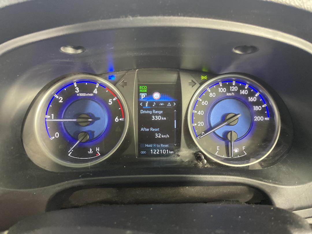 Photo '21' of Toyota Hilux