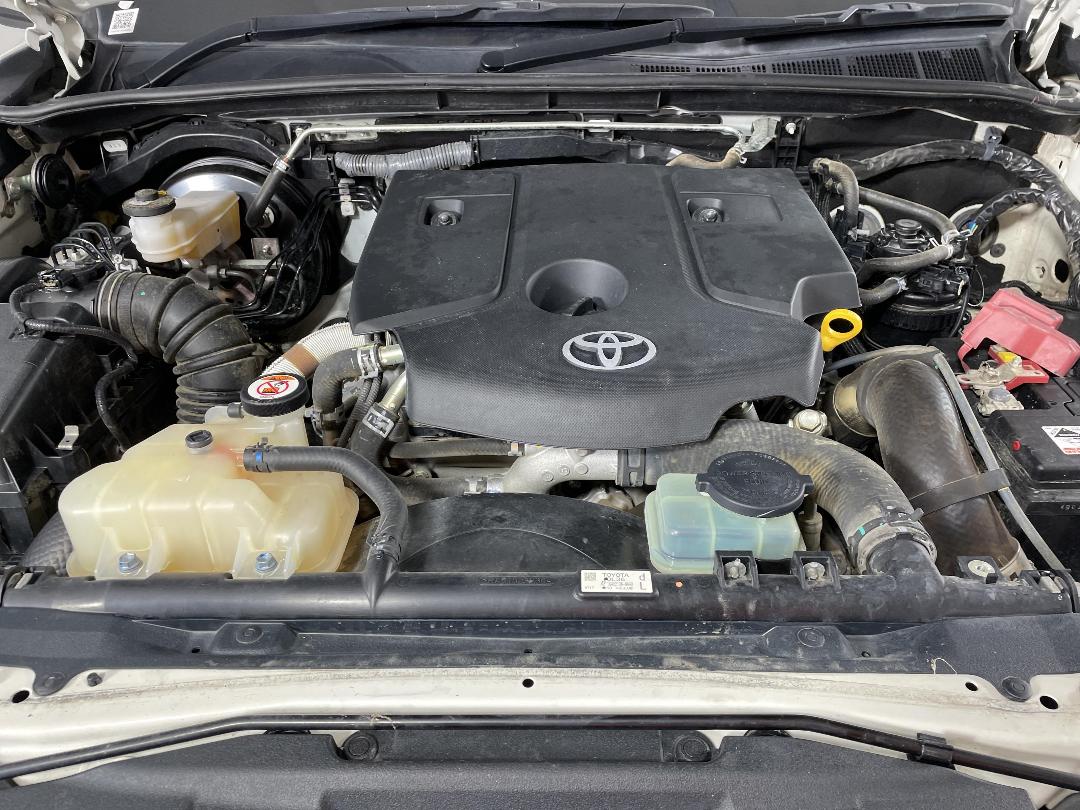 Photo '13' of Toyota Hilux