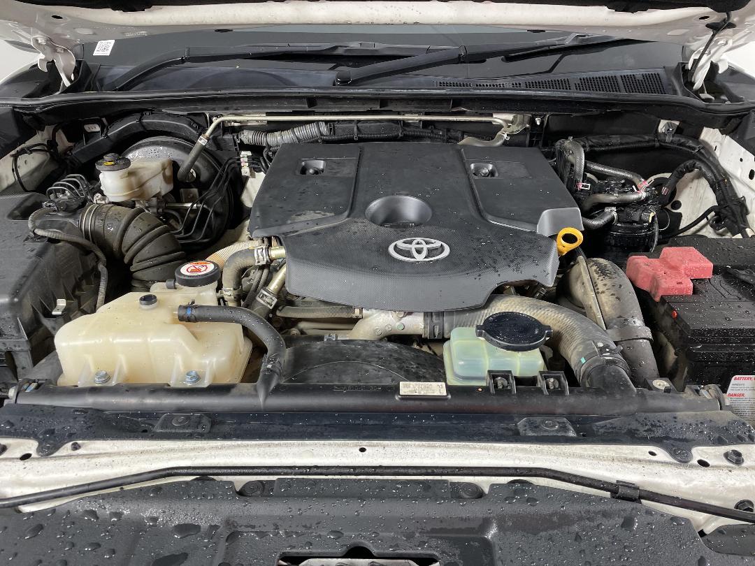 Photo '13' of Toyota Hilux