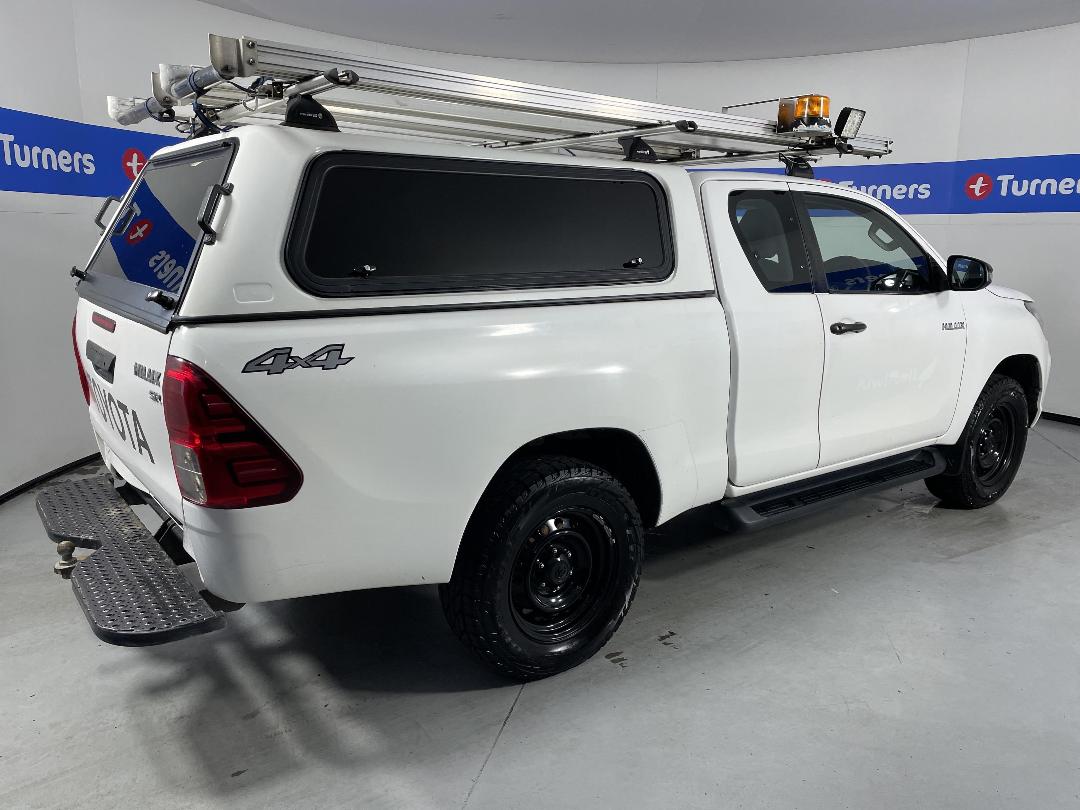 Photo '7' of Toyota Hilux