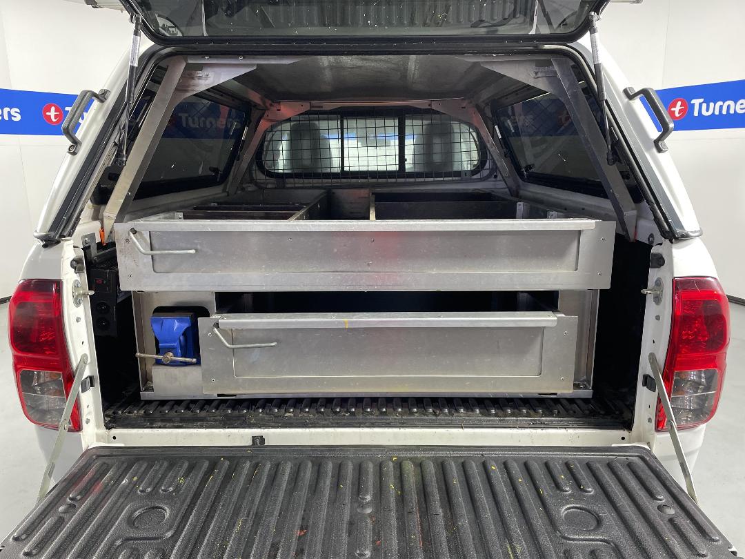 Photo '14' of Toyota Hilux