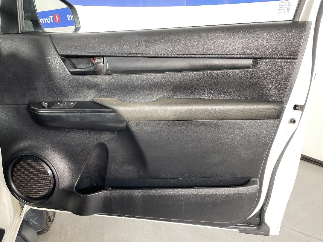 Photo '15' of Toyota Hilux