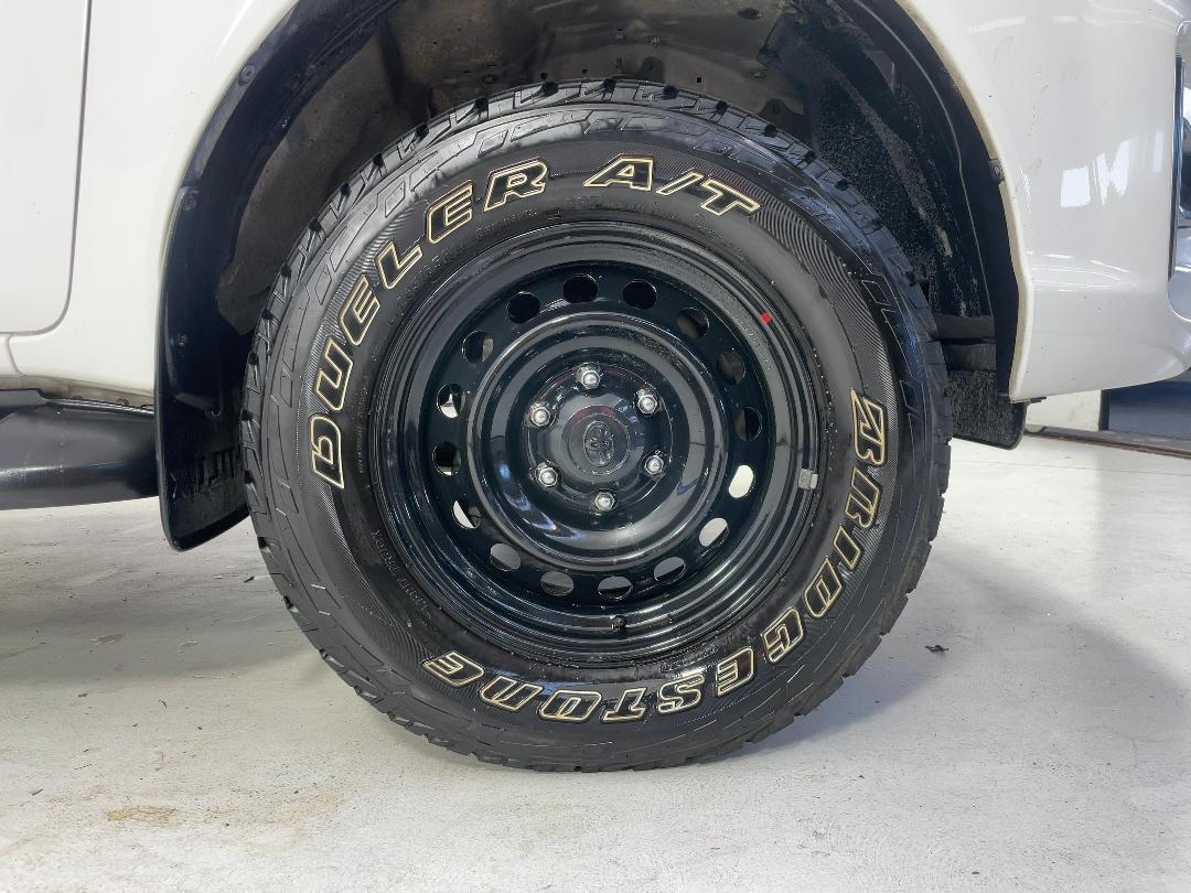 Photo '9' of Toyota Hilux Photo '9' of Toyota Hilux