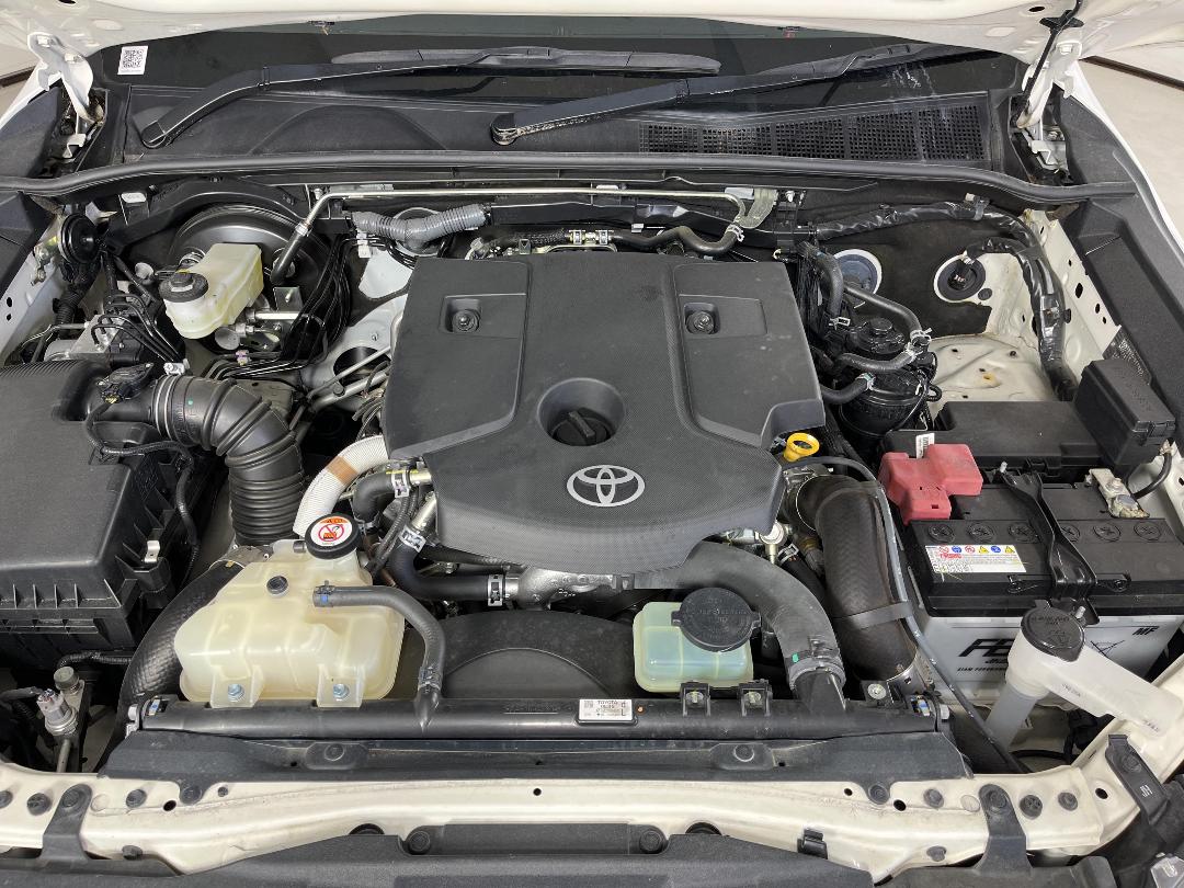 Photo '13' of Toyota Hilux