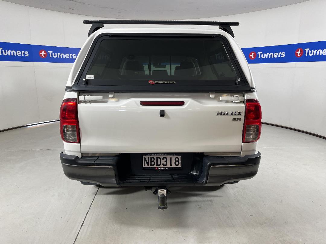 Photo '6' of Toyota Hilux