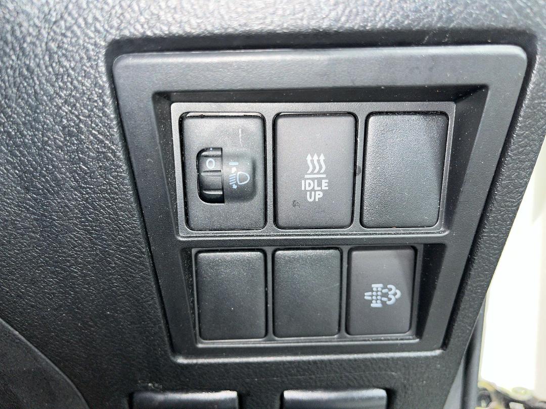 Photo '24' of Toyota Hilux