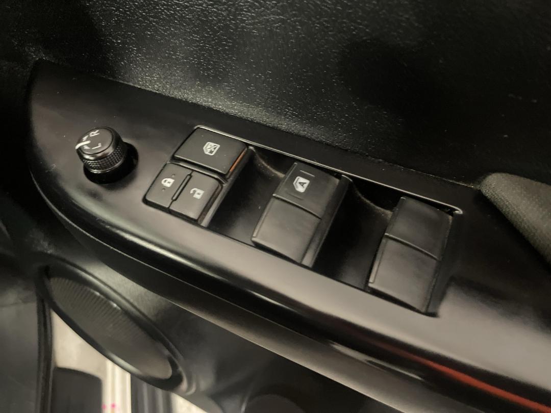 Photo '24' of Toyota Hilux Photo '24' of Toyota Hilux