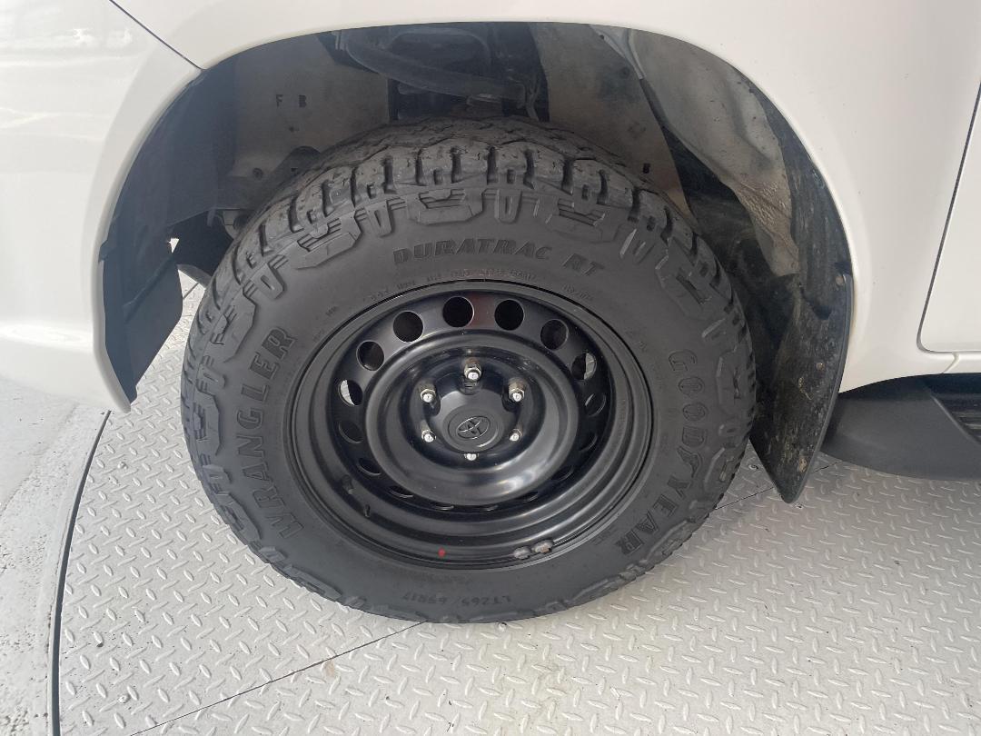 Photo '10' of Toyota Hilux Photo '10' of Toyota Hilux