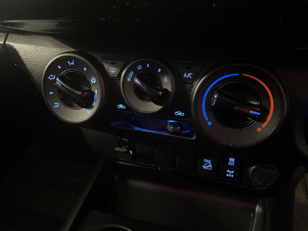 Photo '31' of Toyota Hilux Photo '31' of Toyota Hilux