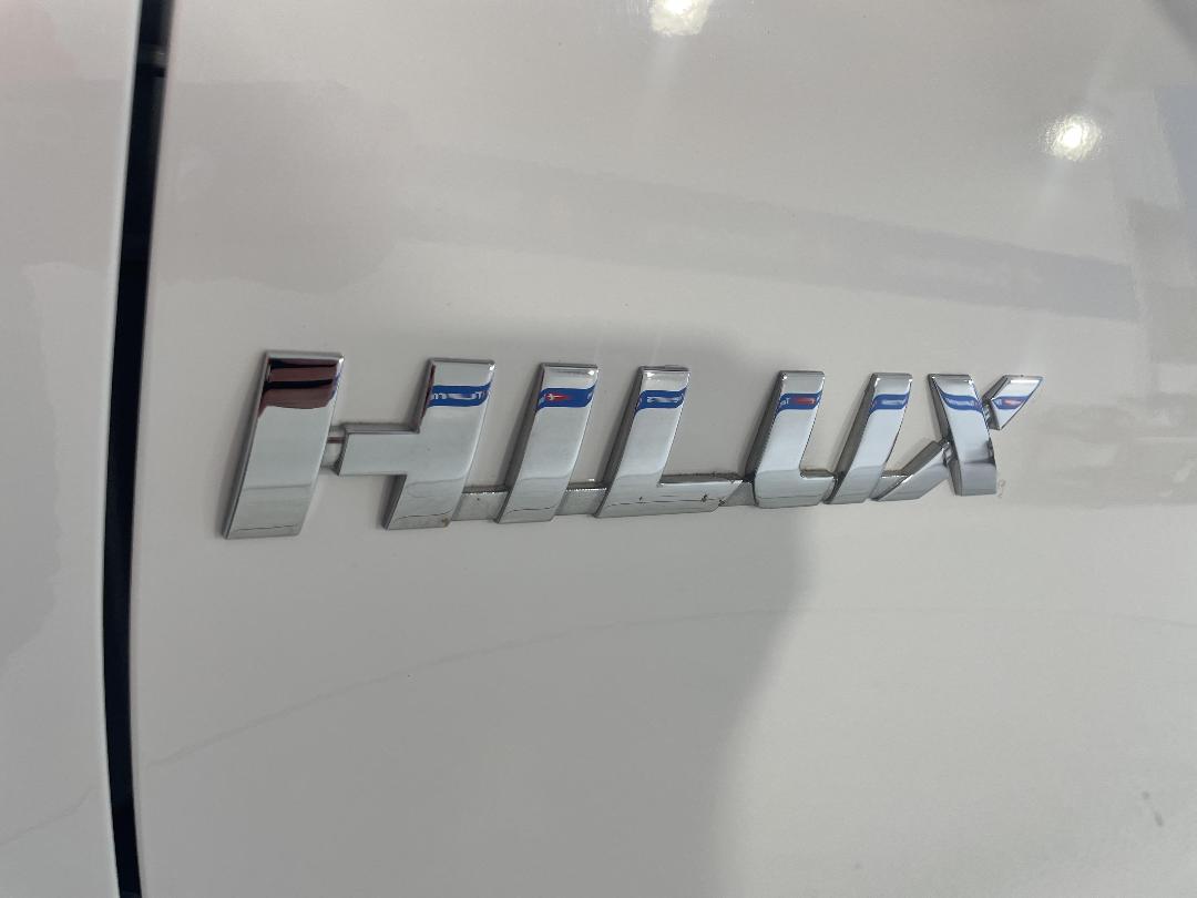 Photo '36' of Toyota Hilux Photo '36' of Toyota Hilux