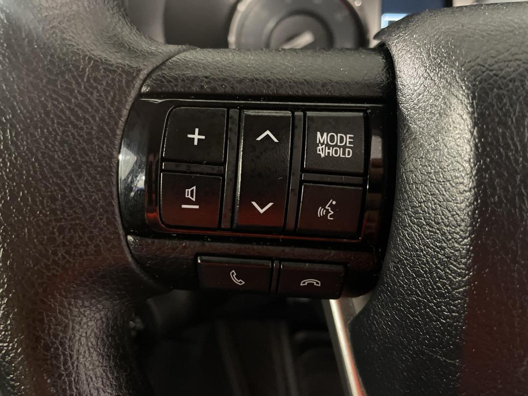 Photo '27' of Toyota Hilux Photo '27' of Toyota Hilux