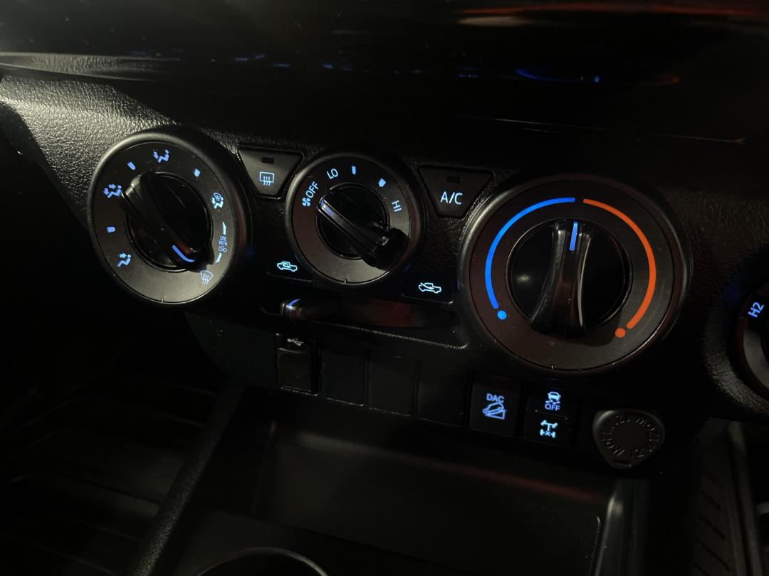 Photo '31' of Toyota Hilux Photo '31' of Toyota Hilux