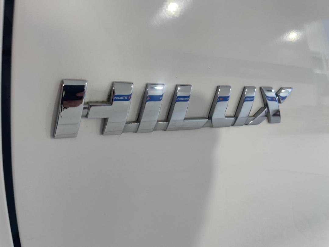 Photo '36' of Toyota Hilux Photo '36' of Toyota Hilux