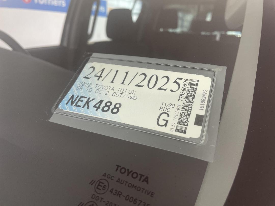 Photo '35' of Toyota Hilux Photo '35' of Toyota Hilux