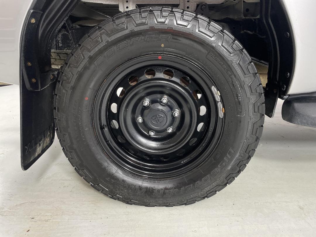 Photo '12' of Toyota Hilux Photo '12' of Toyota Hilux