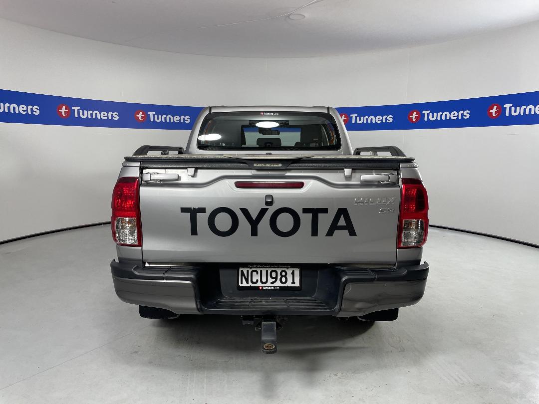 Photo '6' of Toyota Hilux Photo '6' of Toyota Hilux