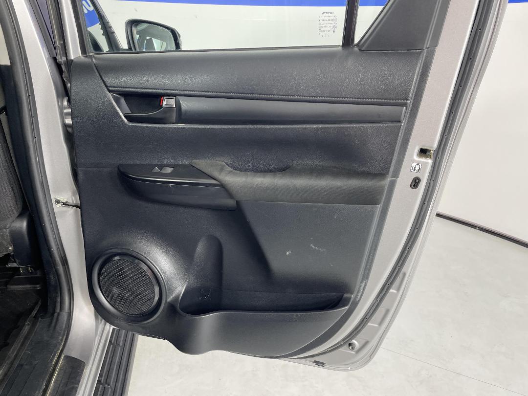 Photo '19' of Toyota Hilux Photo '19' of Toyota Hilux