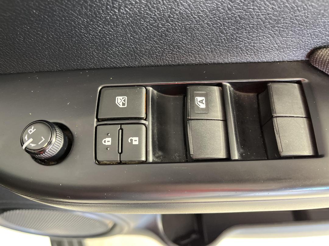 Photo '23' of Toyota Hilux Photo '23' of Toyota Hilux